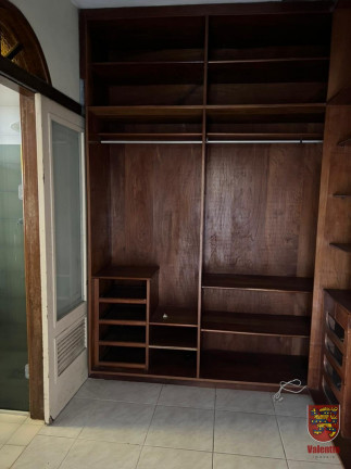 Imagem Casa com 4 Quartos à Venda, 280 m² em Balneário - Florianópolis Imagem Casa com 4 Quartos à Venda, 280 m² em Balneário - Florianópolis