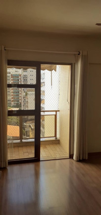 Imagem Imóvel com 4 Quartos à Venda, 181 m² em Icaraí - Niterói Imagem Imóvel com 4 Quartos à Venda, 181 m² em Icaraí - Niterói