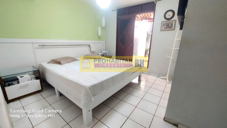 Imagem Casa de Condomínio com 4 Quartos à Venda, 300 m² em Candelária - Natal