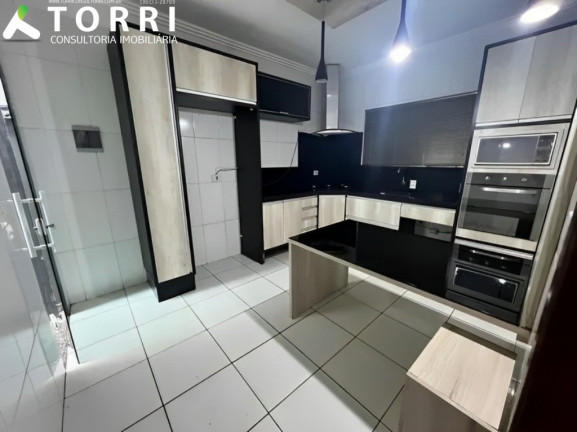 Imagem Casa com 3 Quartos à Venda, 100 m² em Wanel Ville - Sorocaba Imagem Casa com 3 Quartos à Venda, 100 m² em Wanel Ville - Sorocaba