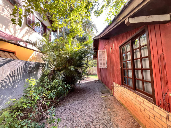 Imagem Casa com 3 Quartos à Venda, em Campeche - Florianópolis Imagem Casa com 3 Quartos à Venda, em Campeche - Florianópolis