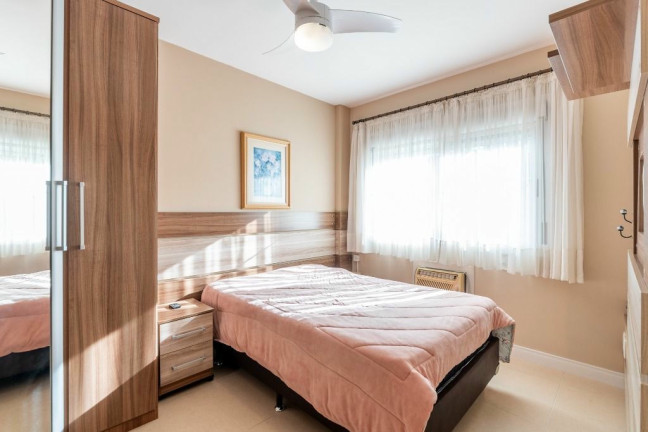 Imagem Apartamento com 2 Quartos à Venda, 63 m² em Jardim Botânico - Porto Alegre Imagem Apartamento com 2 Quartos à Venda, 63 m² em Jardim Botânico - Porto Alegre