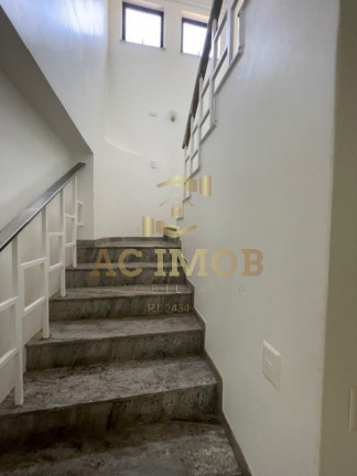 Imagem Casa com 4 Quartos à Venda, 305 m² em Jaguaribe - Salvador Imagem Casa com 4 Quartos à Venda, 305 m² em Jaguaribe - Salvador