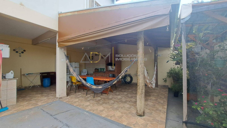 Imagem Casa com 3 Quartos à Venda, 3 m² em Centro - Botucatu Imagem Casa com 3 Quartos à Venda, 3 m² em Centro - Botucatu