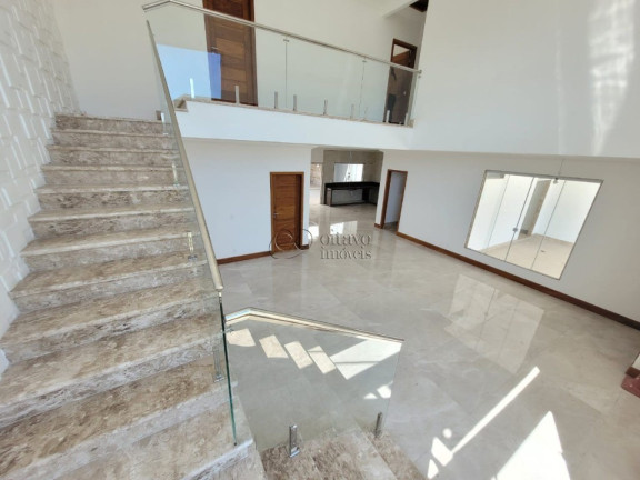 Imagem Casa com 4 Quartos à Venda, em Lagoa - Macaé Imagem Casa com 4 Quartos à Venda, em Lagoa - Macaé