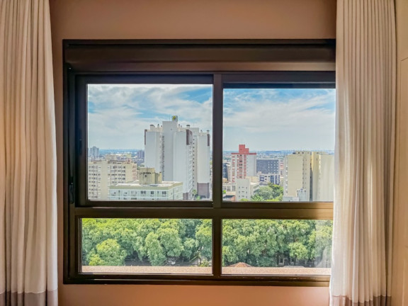 Imagem Apartamento com 3 Quartos à Venda, 172 m² em Moinhos De Vento - Porto Alegre
