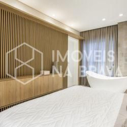 Imagem Apartamento com 4 Quartos à Venda, 167 m² em Centro - Balneário Camboriú Imagem Apartamento com 4 Quartos à Venda, 167 m² em Centro - Balneário Camboriú