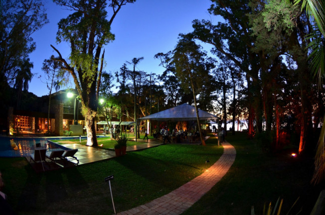 Imagem Imóvel com 4 Quartos à Venda, em Ipanema - Porto Alegre Imagem Imóvel com 4 Quartos à Venda, em Ipanema - Porto Alegre