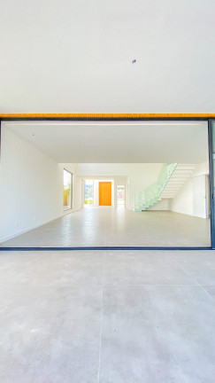 Imagem Casa com 5 Quartos à Venda, 600 m² em Barra Da Tijuca - Rio De Janeiro Imagem Casa com 5 Quartos à Venda, 600 m² em Barra Da Tijuca - Rio De Janeiro