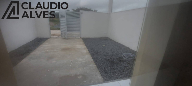 Imagem Casa com 2 Quartos à Venda, 55 m² em 35º Bi - Feira De Santana Imagem Casa com 2 Quartos à Venda, 55 m² em 35º Bi - Feira De Santana