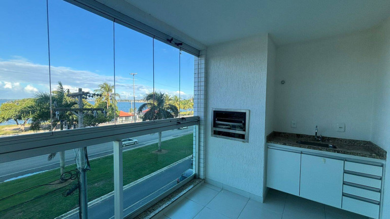 Imagem Apartamento com 3 Quartos à Venda, 180 m² em Parque Hotel - Araruama Imagem Apartamento com 3 Quartos à Venda, 180 m² em Parque Hotel - Araruama