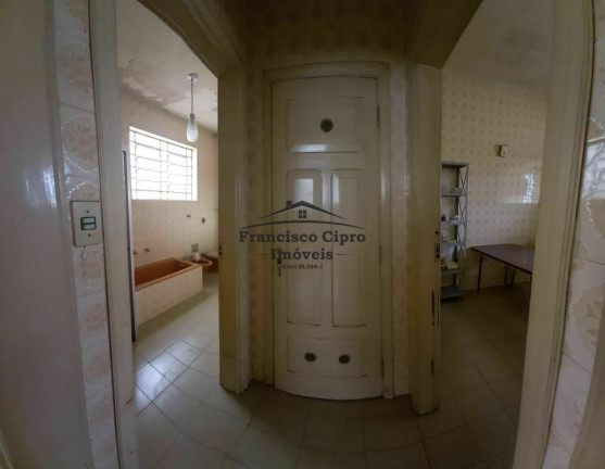 Imagem Sobrado à Venda, 404 m² em Centro - Guaratinguetá Imagem Sobrado à Venda, 404 m² em Centro - Guaratinguetá