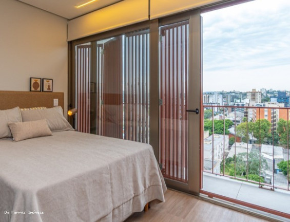 Imagem Apartamento com 2 Quartos à Venda, 91 m² em Menino Deus - Porto Alegre Imagem Apartamento com 2 Quartos à Venda, 91 m² em Menino Deus - Porto Alegre