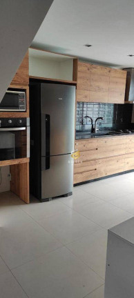 Imagem Sobrado com 3 Quartos à Venda, 180 m² em Ariribá - Balneário Camboriú Imagem Sobrado com 3 Quartos à Venda, 180 m² em Ariribá - Balneário Camboriú