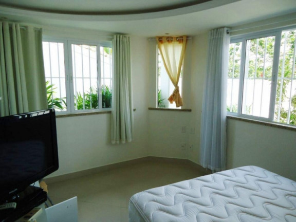 Imagem Casa com 4 Quartos à Venda, em Pontinha - Araruama Imagem Casa com 4 Quartos à Venda, em Pontinha - Araruama