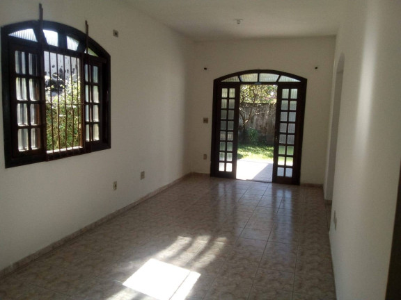 Imagem Casa com 3 Quartos à Venda, 450 m² em Boracéia - Bertioga Imagem Casa com 3 Quartos à Venda, 450 m² em Boracéia - Bertioga