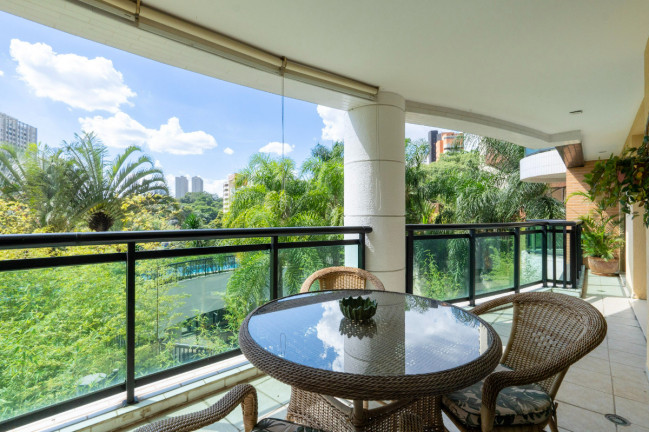 Imagem Apartamento com 3 Quartos à Venda, 192 m² em Vila Suzana - São Paulo Imagem Apartamento com 3 Quartos à Venda, 192 m² em Vila Suzana - São Paulo