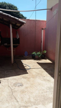 Imagem Casa com 3 Quartos à Venda, 360 m² em São Carlos - Anápolis Imagem Casa com 3 Quartos à Venda, 360 m² em São Carlos - Anápolis
