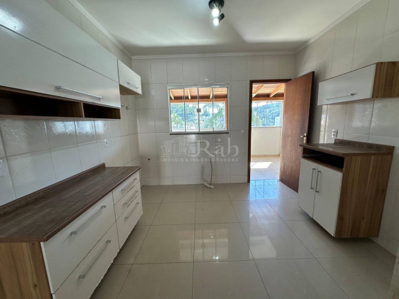 Imagem Sobrado com 3 Quartos à Venda, 145 m² em Ariribá - Balneário Camboriú