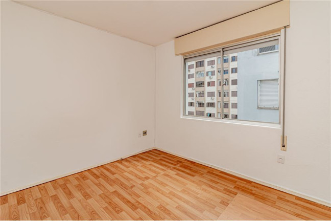Imagem Apartamento com 1 Quarto à Venda, 32 m² em Cidade Baixa - Porto Alegre Imagem Apartamento com 1 Quarto à Venda, 32 m² em Cidade Baixa - Porto Alegre