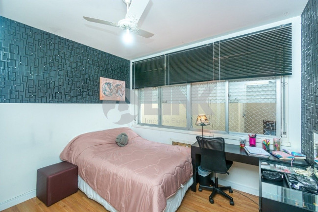 Imagem Imóvel com 3 Quartos à Venda, 222 m² em Jardim Botânico - Porto Alegre Imagem Imóvel com 3 Quartos à Venda, 222 m² em Jardim Botânico - Porto Alegre