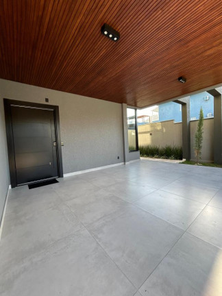 Imagem Casa com 3 Quartos à Venda, 225 m² em Ingleses Do Rio Vermelho - Florianópolis Imagem Casa com 3 Quartos à Venda, 225 m² em Ingleses Do Rio Vermelho - Florianópolis
