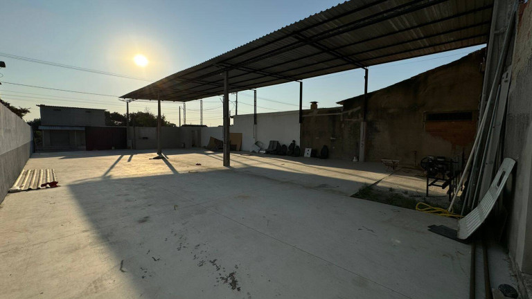 Imagem Galpão à Venda, 1.350 m² em Coqueiral - Araruama