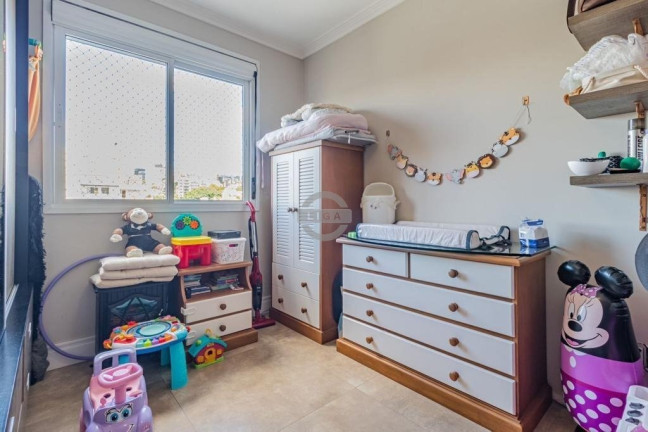 Imagem Imóvel com 2 Quartos à Venda, em Auxiliadora - Porto Alegre Imagem Imóvel com 2 Quartos à Venda, em Auxiliadora - Porto Alegre