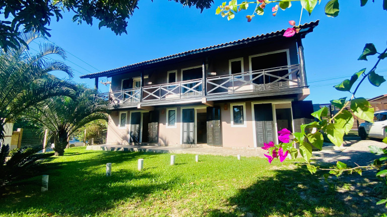 Imagem Imóvel com 3 Quartos à Venda, 230 m² em Areias De Macacu - Garopaba Imagem Imóvel com 3 Quartos à Venda, 230 m² em Areias De Macacu - Garopaba