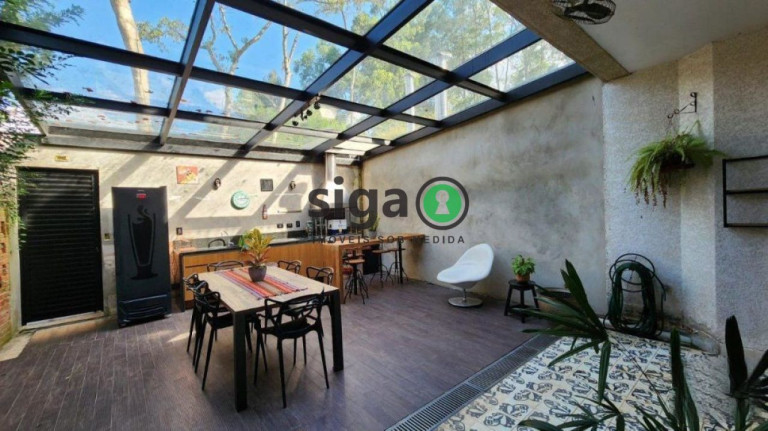 Imagem Casa com 3 Quartos à Venda, 337 m² em Morumbi - São Paulo Imagem Casa com 3 Quartos à Venda, 337 m² em Morumbi - São Paulo