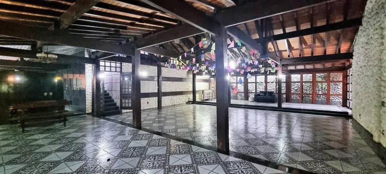 Imagem Casa com 4 Quartos à Venda, 800 m² em Freguesia - Rio De Janeiro