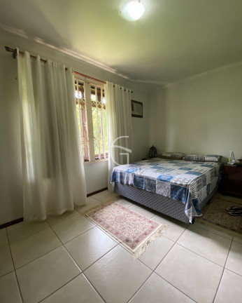 Imagem Casa com 5 Quartos à Venda, 196 m² em Anita Garibaldi - Joinville