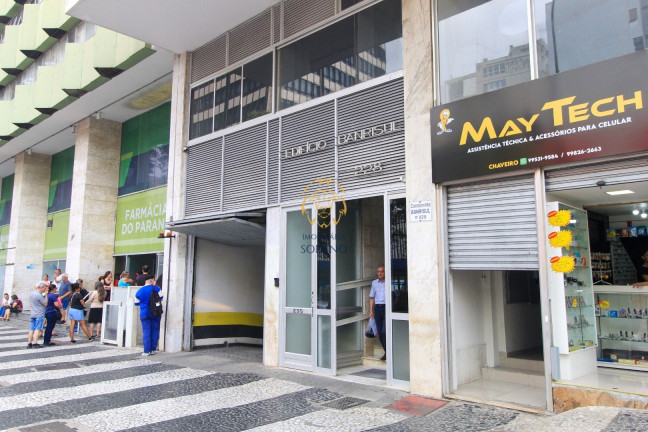 Imagem Sala Comercial à Venda, 68 m² em Centro - Curitiba