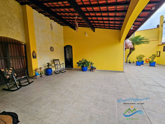 Imagem Casa com 6 Quartos à Venda, 300 m² em Jd Suarão - Itanhaém Imagem Casa com 6 Quartos à Venda, 300 m² em Jd Suarão - Itanhaém