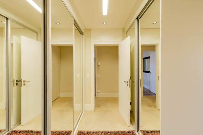 Imagem Apartamento com 4 Quartos à Venda, 262 m² em Real Parque - São Paulo Imagem Apartamento com 4 Quartos à Venda, 262 m² em Real Parque - São Paulo