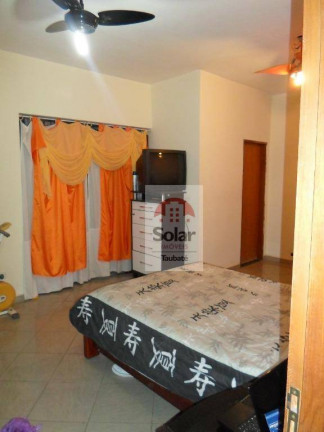 Imagem Casa com 3 Quartos à Venda, 241 m² em Vila São José - Taubaté