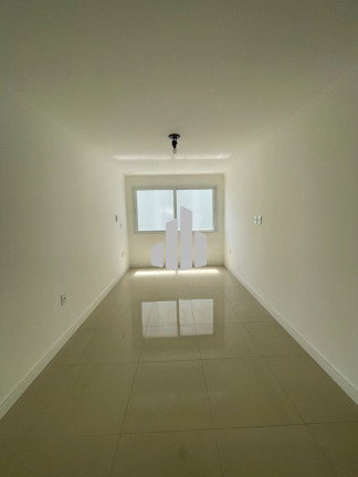 Imagem Apartamento com 2 Quartos à Venda, 72 m² em Centro - Torres Imagem Apartamento com 2 Quartos à Venda, 72 m² em Centro - Torres