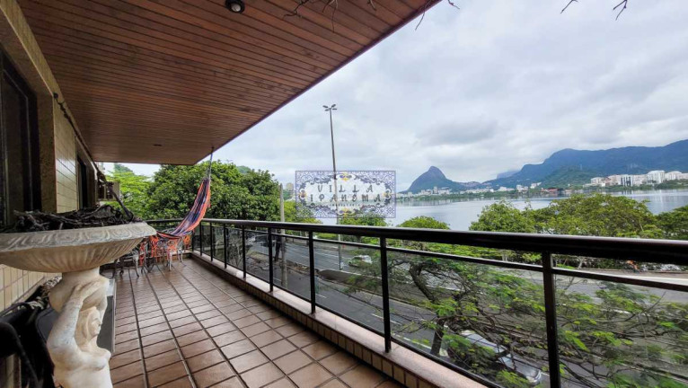 Imagem Apartamento com 4 Quartos à Venda, 170 m² em Lagoa - Rio De Janeiro Imagem Apartamento com 4 Quartos à Venda, 170 m² em Lagoa - Rio De Janeiro