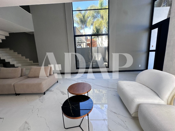 Casa com 4 Quartos à Venda, 450 m² em Recreio Dos Bandeirantes - Rio De Janeiro