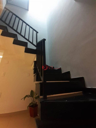 Imagem Sobrado com 3 Quartos à Venda, 300 m² em Jardim Santa Terezinha - São Paulo Imagem Sobrado com 3 Quartos à Venda, 300 m² em Jardim Santa Terezinha - São Paulo