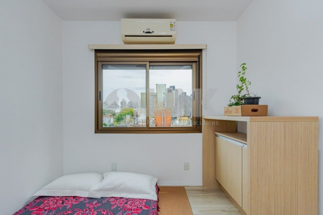 Imagem Apartamento com 2 Quartos à Venda, 77 m² em Petrópolis - Porto Alegre Imagem Apartamento com 2 Quartos à Venda, 77 m² em Petrópolis - Porto Alegre