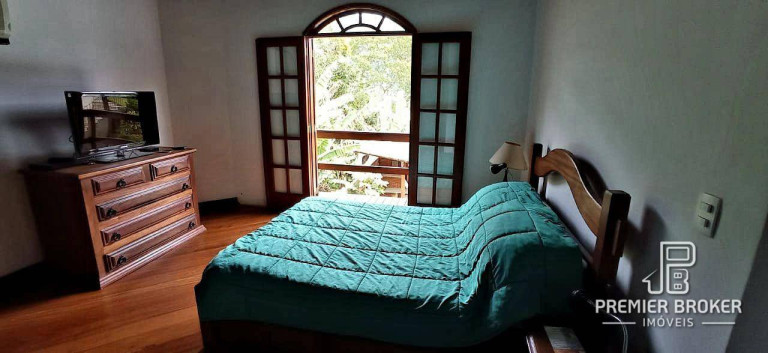 Imagem Casa com 4 Quartos à Venda, 230 m² em Alto - Teresópolis Imagem Casa com 4 Quartos à Venda, 230 m² em Alto - Teresópolis