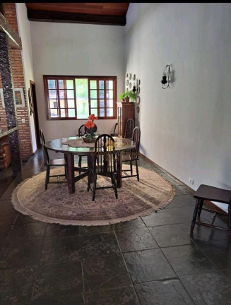 Imagem Casa com 4 Quartos à Venda, 300 m² em Albuquerque - Teresópolis Imagem Casa com 4 Quartos à Venda, 300 m² em Albuquerque - Teresópolis