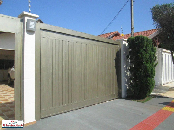 Casa com 3 Quartos à Venda, 199 m² em Vila Vilas Boas - Campo Grande