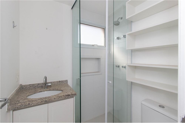 Imagem Imóvel com 3 Quartos à Venda, em Morumbi - São Paulo Imagem Imóvel com 3 Quartos à Venda, em Morumbi - São Paulo