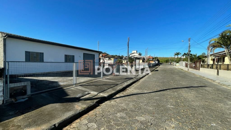Imóvel Comercial à Venda, 241 m² em Presidente Vargas - Içara