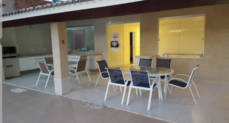 Imagem Casa com 4 Quartos à Venda, 400 m² em Barra Do Jacuipe - Camaçari Imagem Casa com 4 Quartos à Venda, 400 m² em Barra Do Jacuipe - Camaçari