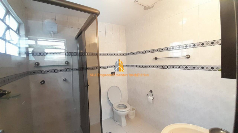 Imagem Casa com 6 Quartos para Alugar, 352 m² em Instituto De Previdência - São Paulo Imagem Casa com 6 Quartos para Alugar, 352 m² em Instituto De Previdência - São Paulo