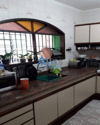 Imagem Casa com 4 Quartos à Venda, 250 m² em Santa Teresinha - Santo André Imagem Casa com 4 Quartos à Venda, 250 m² em Santa Teresinha - Santo André