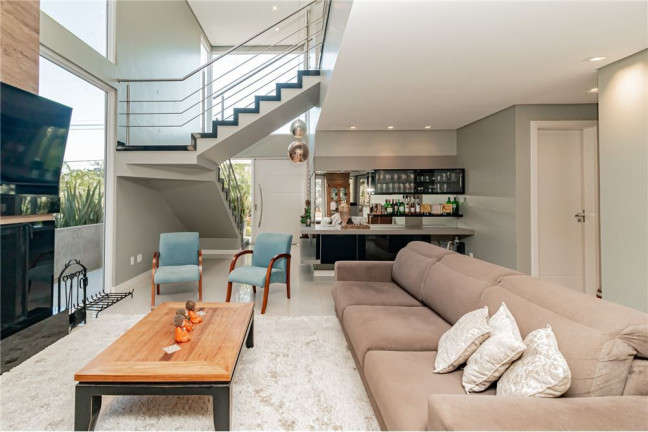 Imagem Casa com 4 Quartos à Venda, em Centro - Viamão Imagem Casa com 4 Quartos à Venda, em Centro - Viamão